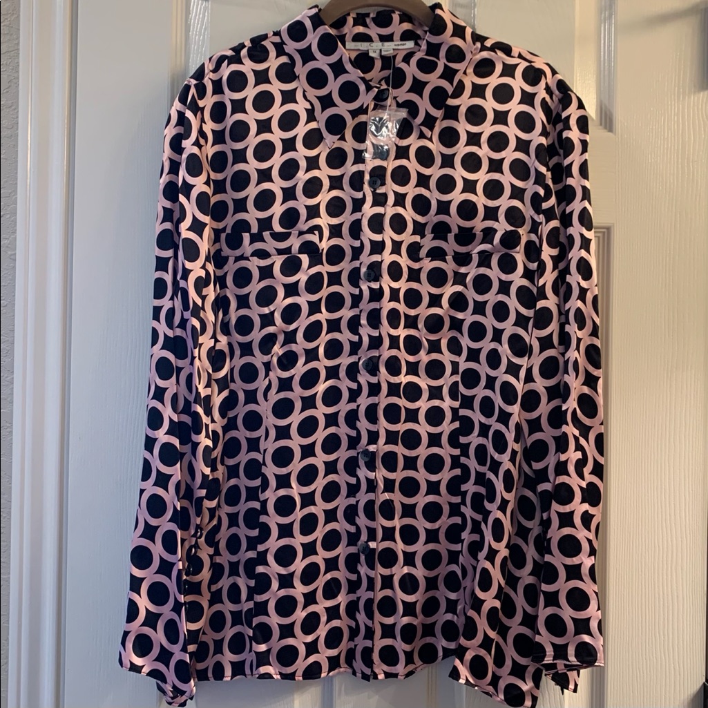 I.C.E. Silk Plus Button Down